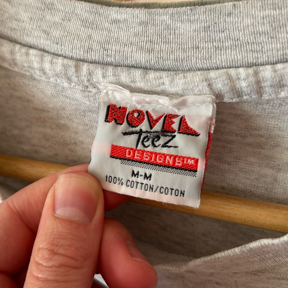 💥SOLD💥 Vintage 1994 Looney Tunes Novel Teez tee shirt single stitch Toons 90s - Picture 3 of 16